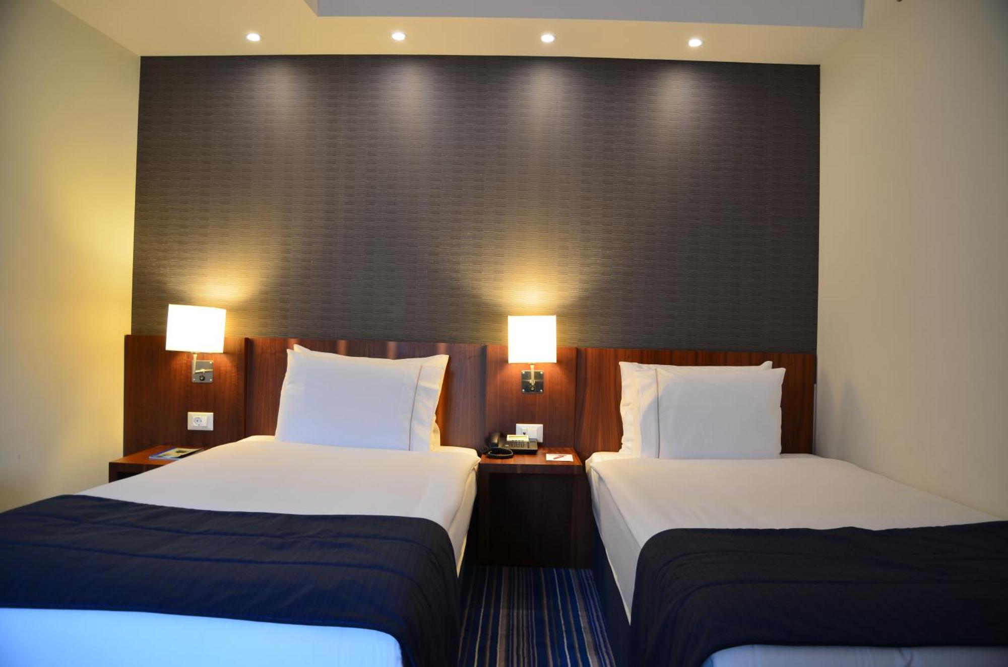 Taxim Express Bosphorus Hotel Stambuł Zewnętrze zdjęcie