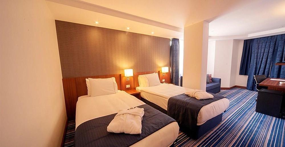 Taxim Express Bosphorus Hotel Stambuł Zewnętrze zdjęcie